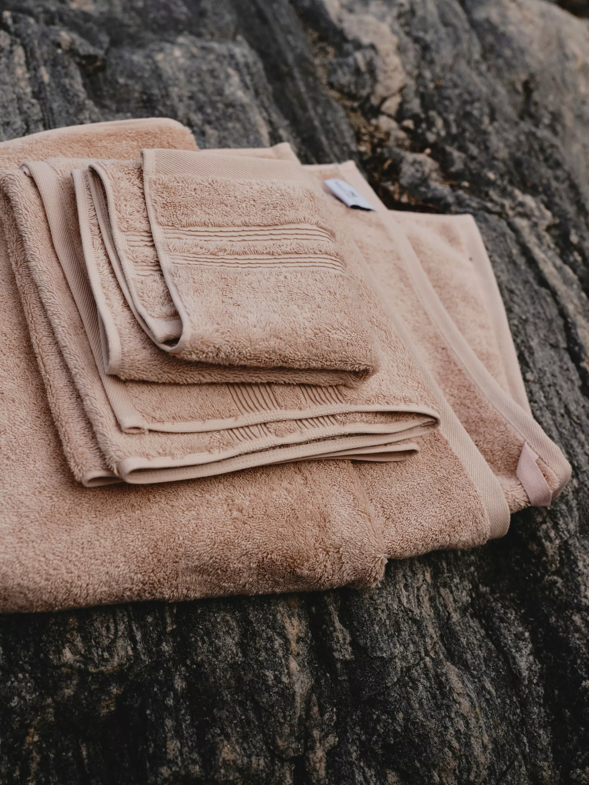 Mille Notti Fontana EKO Badetuch Powder Pink, 70x140 Cm 6 Mille Notti Fontana EKO Badetuch Powder Pink, 70x140 Cm – Bild 6