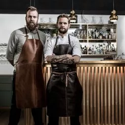 Decotique Le Chef Lederschürze, Cognac -Kindertextilien Verkäufe decotique le chef lederschurze cognac 3