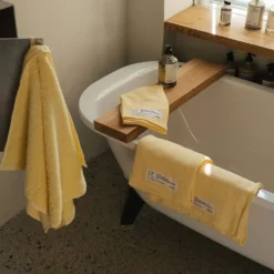 Frama Light Towel Handtuch 50x80 Cm, Pale Yellow -Kindertextilien Verkäufe frama light towel i hand i pale yellow 5