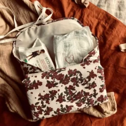 Garbo & Friends Cherrie Blossom Wickelunterlage -Kindertextilien Verkäufe garbo friends cherrie blossom wickelunterlage 4