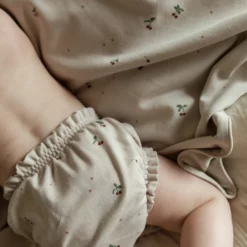 Garbo & Friends Cherry Decke, 75x75 Cm -Kindertextilien Verkäufe garbo friends cherry blanket 75x75 2