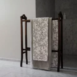 Garbo & Friends Pomegranate Badetuch, 70x140 Cm -Kindertextilien Verkäufe garbo friends pomegranate terry bath towel 2