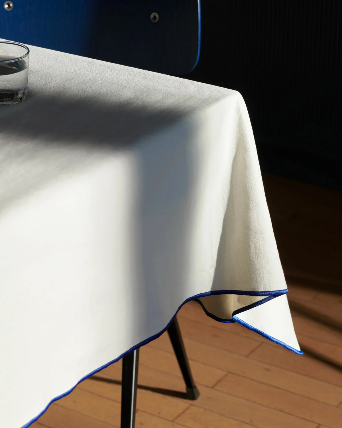 Hay Outline Tischdecke, 140x300 Cm, Cream 2 Hay Outline Tischdecke, 140x300 Cm, Cream – Bild 2