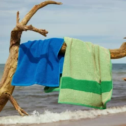 Juna Check Handtuch 140x70 Cm, Grün/Sandfarben -Kindertextilien Verkäufe juna check handtuch 50x100 cm 27