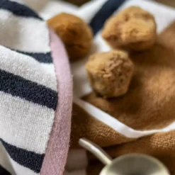 Mette Ditmer BOUDOIR Handtuch Tobacco, 40x60 Cm -Kindertextilien Verkäufe mette ditmer boudoir handtuch tobacco 2