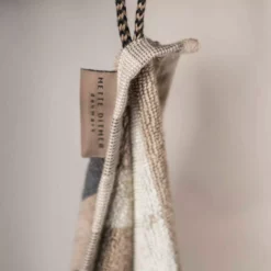 Mette Ditmer Disorder Handtuch 70x133 Cm, Off-white -Kindertextilien Verkäufe mette ditmer disorder 12