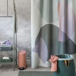 Mette Ditmer Gallery Duschvorhang Frost Green, 150x200 Cm 5 Mette Ditmer Gallery Duschvorhang Frost Green, 150x200 Cm -Kindertextilien Verkäufe mette ditmer gallery shower curtain w150xl200 cm frost green 2