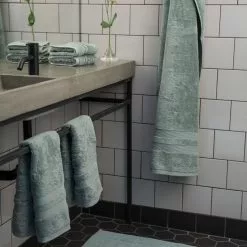 Mille Notti Fontana Handtuch 100x150cm, Graugrün EKO -Kindertextilien Verkäufe mille notti fontana handtuch 100x150cm graugrun eko 2 2 scaled