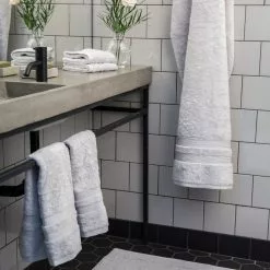 Mille Notti Fontana EKO Badetuch Hellgrau, 70x140 Cm 5 Mille Notti Fontana EKO Badetuch Hellgrau, 70x140 Cm -Kindertextilien Verkäufe mille notti fontana handtuch 100x150cm hellgrau eko 8 scaled