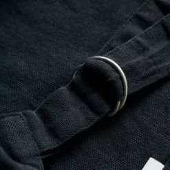 Nicolas Vahé Neat Schürze, Schwarz -Kindertextilien Verkäufe nicolas vahe apron neat black 2