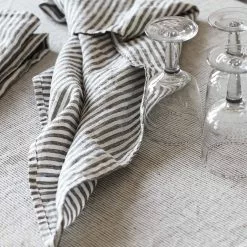 Tell Me More Pinstripe Tischdecke Grau Weiß -Kindertextilien Verkäufe tell me more table cloth linen 160x330 pinstripe 3